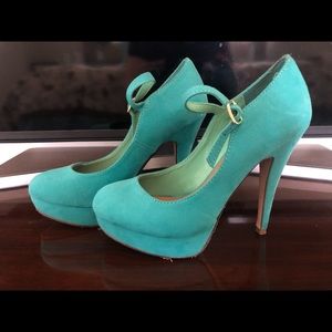 Light blue heels!